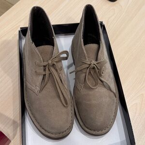 Women’s Tan Suede Shoes